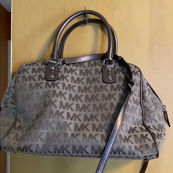 Michael Kors Bags Authentic Mk Bag Nwot Poshmark